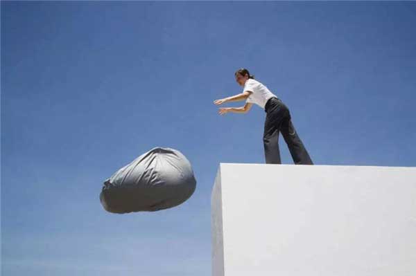 扔?xùn)|西 扔?xùn)|西