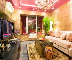 客廳壁紙的搭配及壁紙膠選擇的小技巧