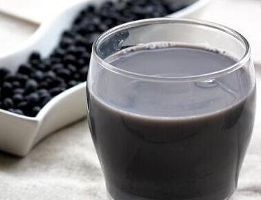 喝黑豆豆?jié){好嗎？有什么營養(yǎng)呢？
