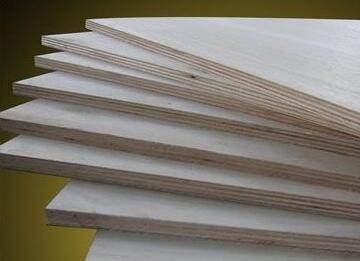 壁板受損的話怎么處理呢？