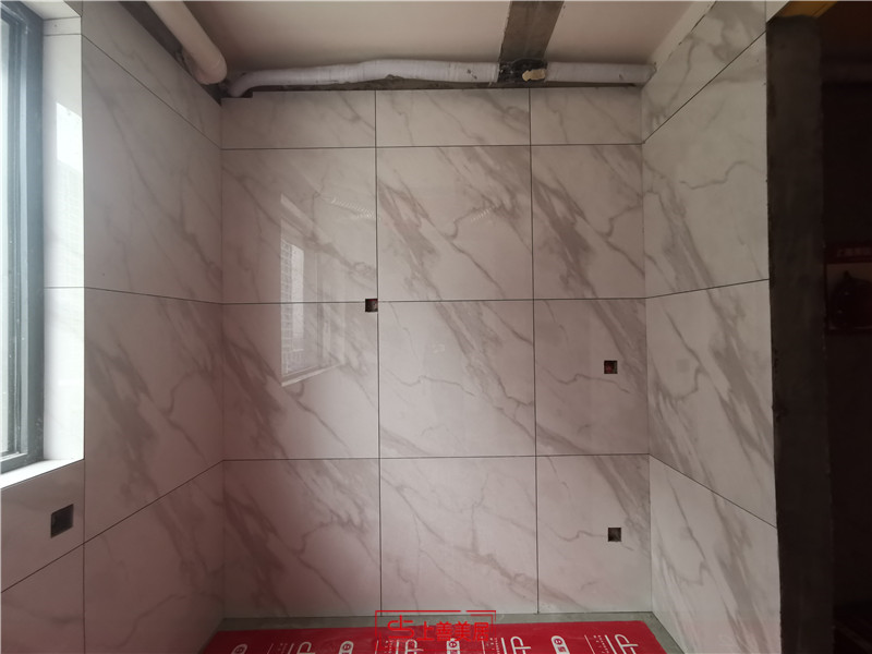 融創(chuàng)中心180平