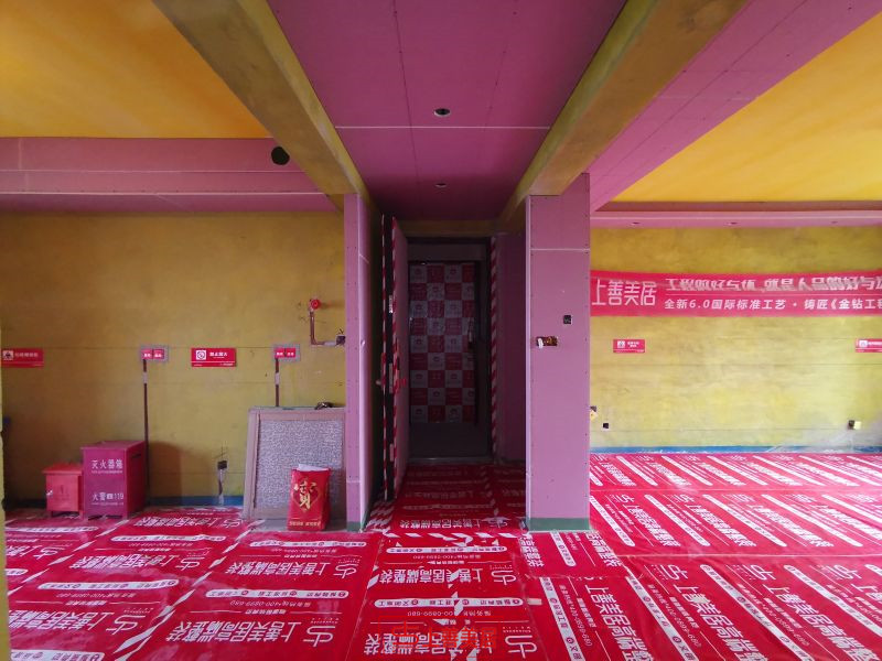 國(guó)赫天著130平