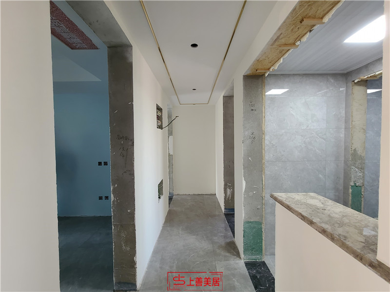 國(guó)赫天著130平