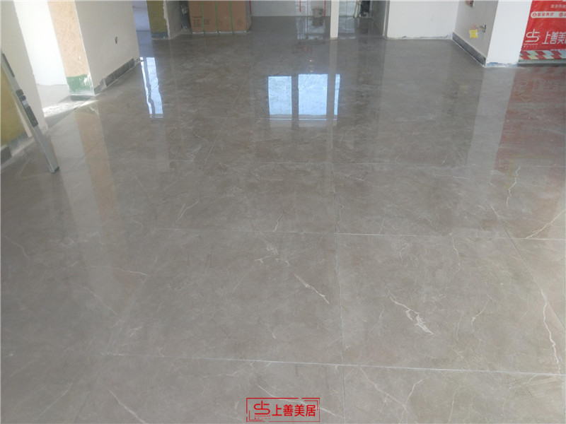 優(yōu)步大道111平基礎(chǔ)完工