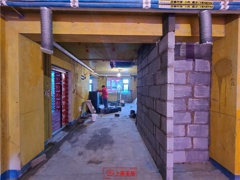 帝王國(guó)際160平