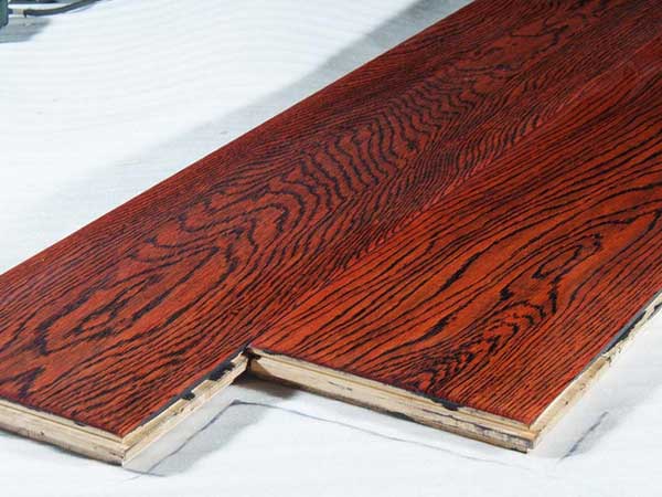 三層實(shí)木地板安裝