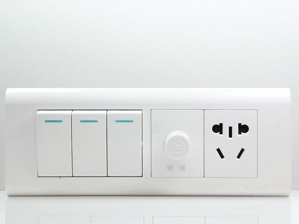 開關(guān)插座