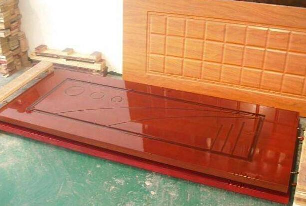 裝修房子室內(nèi)實(shí)木門一般價(jià)格是多少