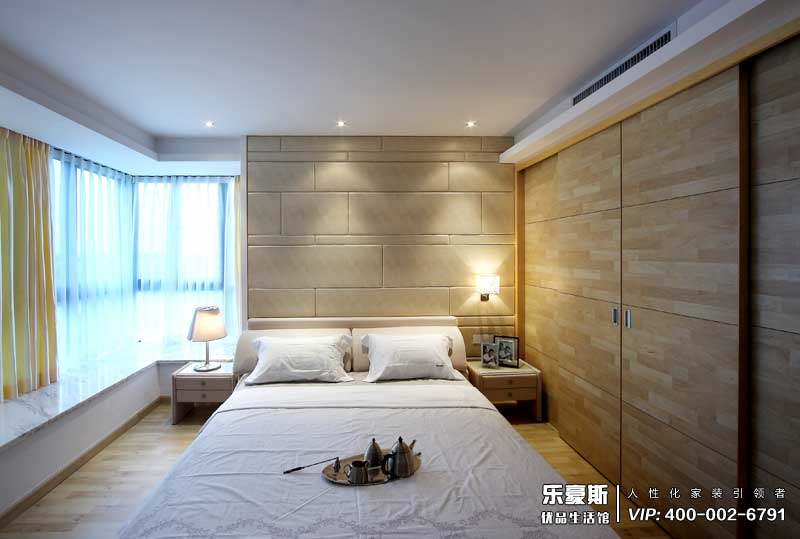 星湖國際花園現(xiàn)代簡約裝修效果圖