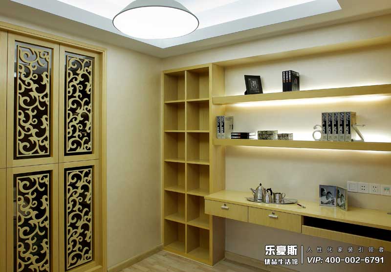 星湖國際花園現(xiàn)代簡約裝修效果圖