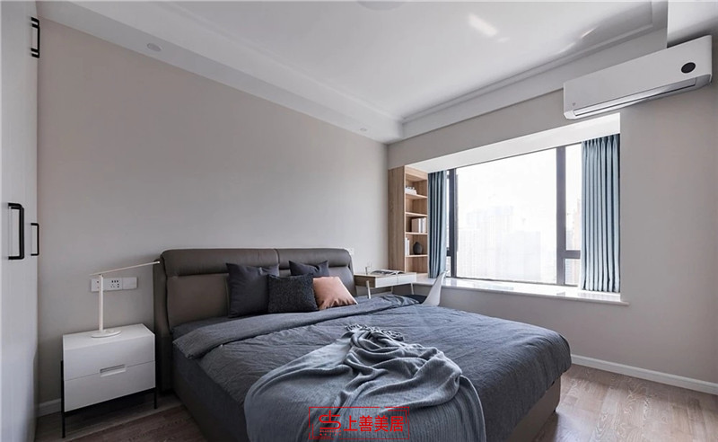 保利拉菲/113㎡現(xiàn)代簡約