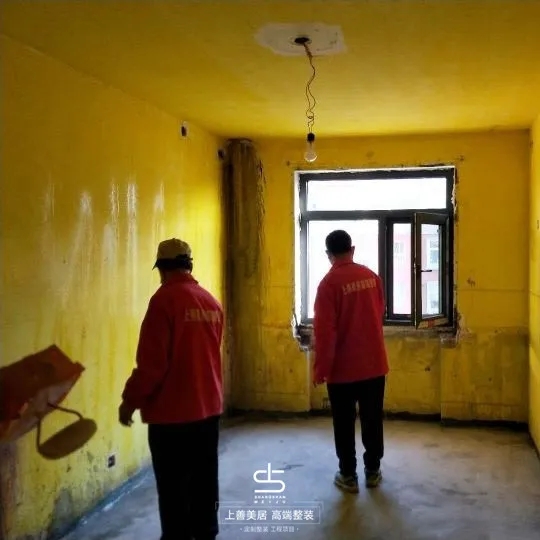 翠薇雅居小區(qū)躍層施工進度